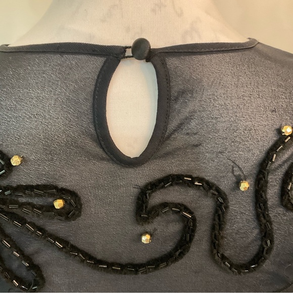 ANDREA JOVINE 100% WOOL BODY MESH TOP WITH ROPING FLOWER BEADING NWOT SIZE M - Picture 6 of 9